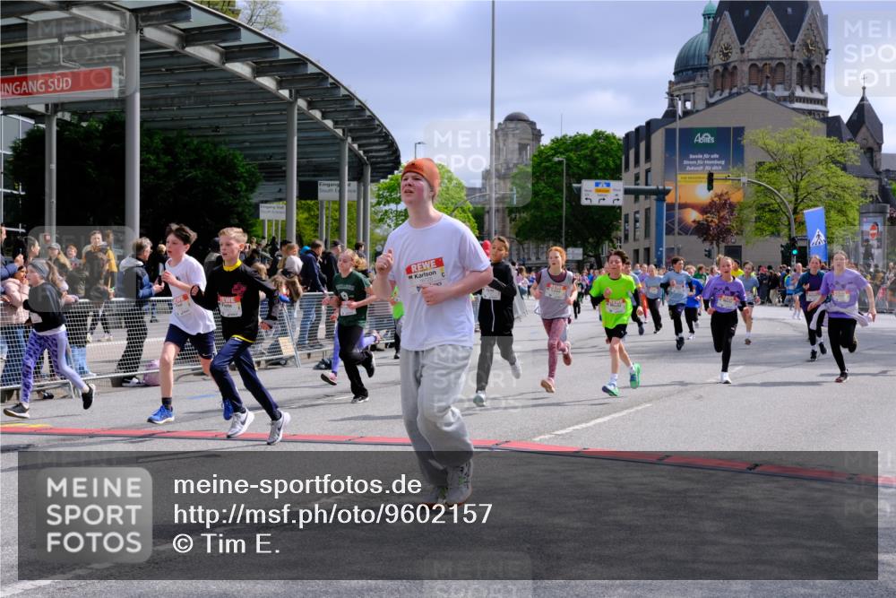 25.04.2026 - Das Zehntel Tim E. http://msf.ph/oto/9602157 25.04.2026 14:56:22 Ziel 15028, 15029, 15030, 15086, 15105, 15212, 15261, 15330, 15403, 15450, 15709, 15869, 15877, 15901, 15915, 15963, 15970, 16119, 16141, 16152, 16156, 16163, 16292, 16296, 16300, 16313, 16319, 16383, 16463, 16464, 16476, 16485, 16487, 16643, 16692, 16725, 16740, 16920, 16921, 17112, 17125, 17167, 17181, 17184, 17255, 17268, 17377, 17585, 17791, 17849, 17977, 17991, 18113, 18152 meine-sportfotos.de