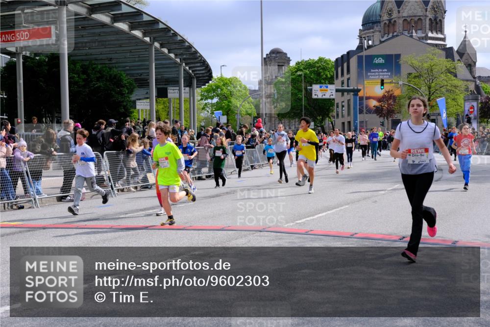25.04.2026 - Das Zehntel Tim E. http://msf.ph/oto/9602303 25.04.2026 14:56:28 Ziel 15022, 15028, 15029, 15030, 15097, 15191, 15330, 15403, 15448, 15680, 15901, 15963, 15970, 16119, 16156, 16319, 16383, 16463, 16476, 16485, 16692, 16725, 16740, 16768, 16782, 16821, 17167, 17181, 17184, 17255, 17349, 17377, 17526, 17585, 17740, 17791, 17821, 17977, 17983, 17991, 18113, 18138, 18152, 18294 meine-sportfotos.de