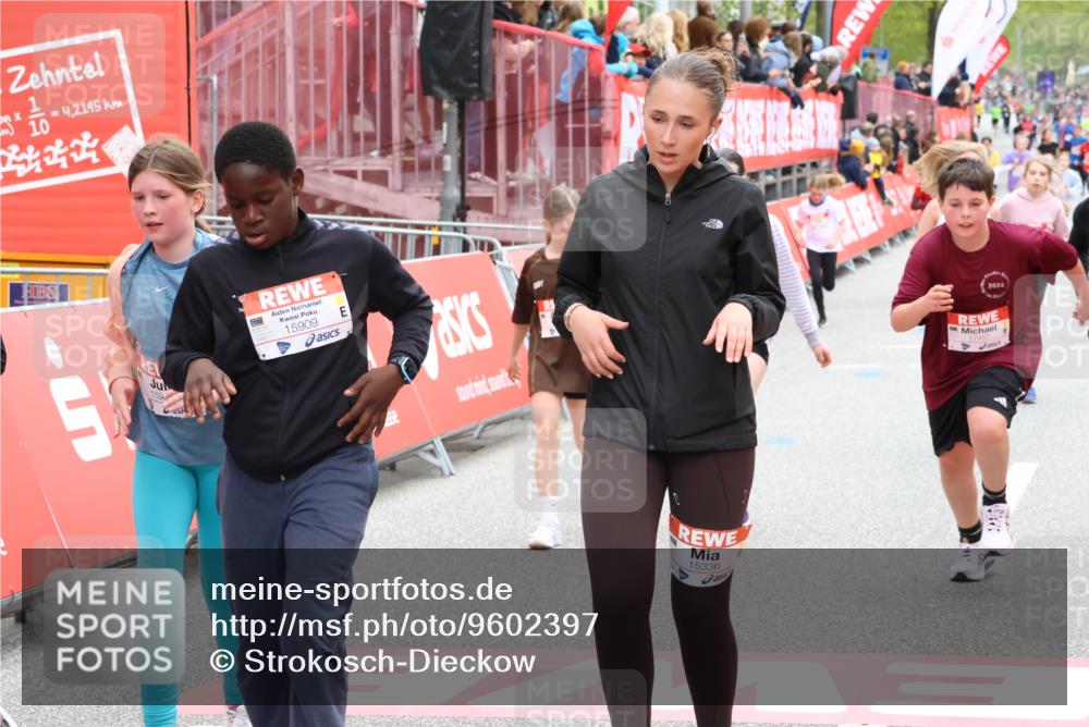25.04.2026 - Das Zehntel Strokosch-Dieckow http://msf.ph/oto/9602397 25.04.2026 15:03:17 Ziel 15164, 15327, 15336, 15337, 15384, 15568, 15575, 15909, 15930, 15947, 15997, 16030, 16049, 16301, 16305, 16564, 17190, 17191, 17457, 15164, 15327, 15336, 15337, 15384, 15568, 15575, 15909, 15930, 15947, 15997, 16030, 16049, 16301, 16305, 16564, 17190, 17191, 17457 meine-sportfotos.de