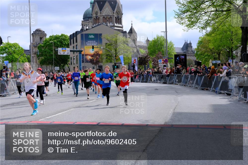 25.04.2026 - Das Zehntel Tim E. http://msf.ph/oto/9602405 25.04.2026 14:56:33 Ziel 15022, 15023, 15028, 15049, 15084, 15097, 15191, 15368, 15410, 15448, 15566, 15606, 15657, 15680, 16156, 16221, 16319, 16335, 16358, 16520, 16546, 16554, 16671, 16768, 16782, 16811, 16821, 16914, 17031, 17055, 17120, 17349, 17495, 17497, 17526, 17740, 17821, 17859, 17983, 17991, 18067, 18138, 18186, 18294 meine-sportfotos.de