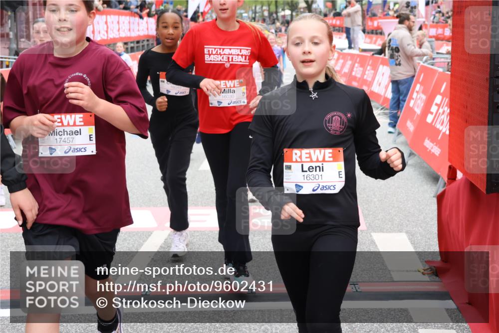 25.04.2026 - Das Zehntel Strokosch-Dieckow http://msf.ph/oto/9602431 25.04.2026 15:03:18 Ziel 15327, 15336, 15337, 15384, 15568, 15700, 15704, 15909, 15930, 15947, 15997, 16030, 16049, 16301, 16305, 16564, 17191, 17457, 15327, 15336, 15337, 15384, 15568, 15700, 15704, 15909, 15930, 15947, 15997, 16030, 16049, 16301, 16305, 16564, 17191, 17457 meine-sportfotos.de