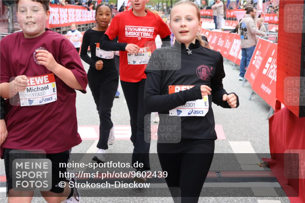 25.04.2026 - Das Zehntel Strokosch-Dieckow http://msf.ph/oto/9602439 25.04.2026 15:03:19 Ziel 15327, 15336, 15337, 15700, 15704, 15909, 15930, 15947, 15997, 16030, 16049, 16301, 16305, 17191, 17457, 17993, 15327, 15336, 15337, 15700, 15704, 15909, 15930, 15947, 15997, 16030, 16049, 16301, 16305, 17191, 17457, 17993 meine-sportfotos.de