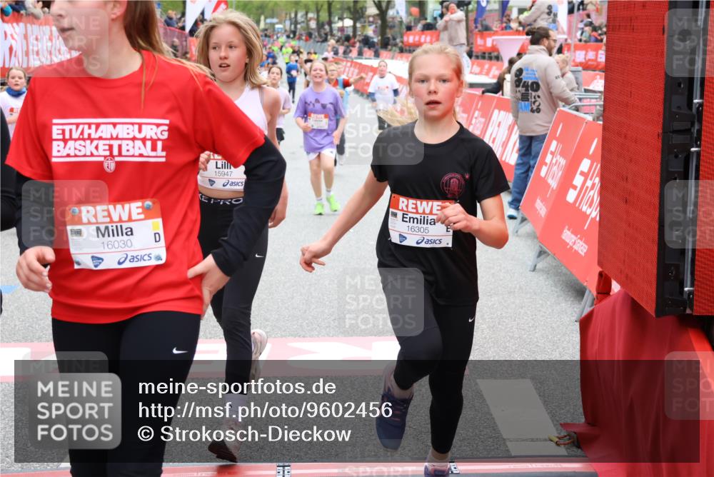 25.04.2026 - Das Zehntel Strokosch-Dieckow http://msf.ph/oto/9602456 25.04.2026 15:03:20 Ziel 15024, 15327, 15336, 15337, 15570, 15700, 15704, 15909, 15947, 15997, 16030, 16049, 16301, 16305, 17088, 17191, 17457, 17993, 15024, 15327, 15336, 15337, 15570, 15700, 15704, 15909, 15947, 15997, 16030, 16049, 16301, 16305, 17088, 17191, 17457, 17993 meine-sportfotos.de