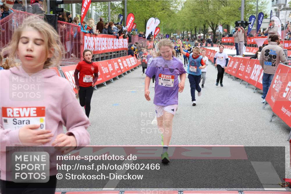 25.04.2026 - Das Zehntel Strokosch-Dieckow http://msf.ph/oto/9602466 25.04.2026 15:03:22 Ziel 15024, 15327, 15336, 15337, 15570, 15700, 15704, 15909, 15947, 15997, 16030, 16049, 16301, 16305, 17088, 17457, 17993, 18019, 15024, 15327, 15336, 15337, 15570, 15700, 15704, 15909, 15947, 15997, 16030, 16049, 16301, 16305, 17088, 17457, 17993, 18019 meine-sportfotos.de