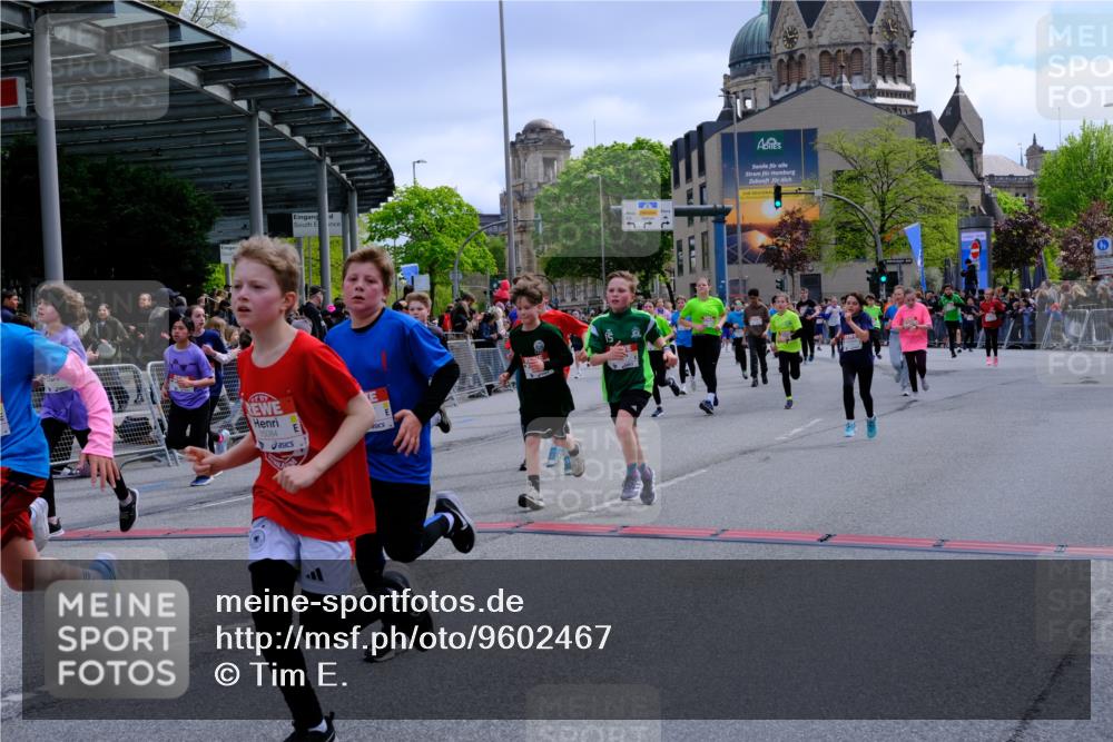 25.04.2026 - Das Zehntel Tim E. http://msf.ph/oto/9602467 25.04.2026 14:56:36 Ziel 15023, 15049, 15084, 15097, 15191, 15368, 15410, 15448, 15566, 15595, 15606, 15657, 15680, 16221, 16335, 16358, 16418, 16432, 16520, 16546, 16554, 16671, 16768, 16811, 16821, 16826, 16848, 16914, 16964, 17031, 17055, 17120, 17349, 17495, 17497, 17526, 17547, 17740, 17821, 17859, 17937, 18067, 18138, 18186 meine-sportfotos.de