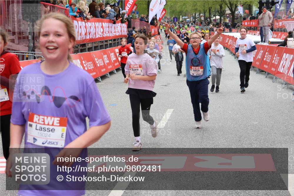 25.04.2026 - Das Zehntel Strokosch-Dieckow http://msf.ph/oto/9602481 25.04.2026 15:03:24 Ziel 15024, 15570, 15700, 15704, 15947, 16030, 16049, 16301, 16305, 17088, 17405, 17457, 17993, 18019, 15024, 15570, 15700, 15704, 15947, 16030, 16049, 16301, 16305, 17088, 17405, 17457, 17993, 18019 meine-sportfotos.de