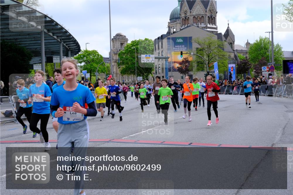 25.04.2026 - Das Zehntel Tim E. http://msf.ph/oto/9602499 25.04.2026 14:56:41 Ziel 15023, 15049, 15084, 15229, 15325, 15368, 15410, 15566, 15577, 15595, 15606, 15657, 15668, 15807, 16091, 16221, 16245, 16287, 16335, 16338, 16358, 16418, 16432, 16480, 16520, 16546, 16554, 16671, 16809, 16811, 16826, 16848, 16876, 16914, 16964, 17031, 17032, 17055, 17120, 17182, 17201, 17209, 17376, 17495, 17497, 17547, 17550, 17562, 17859, 17866, 17937, 18046, 18067, 18182, 18186, 18313 meine-sportfotos.de