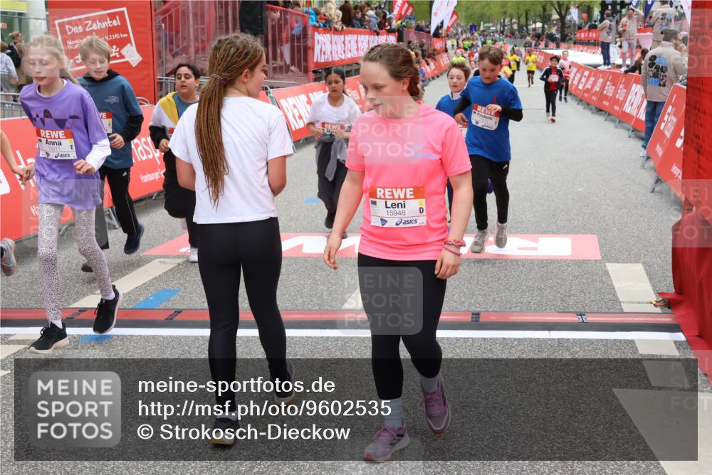 25.04.2026 - Das Zehntel Strokosch-Dieckow http://msf.ph/oto/9602535 25.04.2026 15:03:32 Ziel 15011, 15755, 15937, 15948, 16213, 16628, 16635, 16658, 16674, 17113, 17115, 17348, 17355, 17405, 17607, 15011, 15755, 15937, 15948, 16213, 16628, 16635, 16658, 16674, 17113, 17115, 17348, 17355, 17405, 17607 meine-sportfotos.de