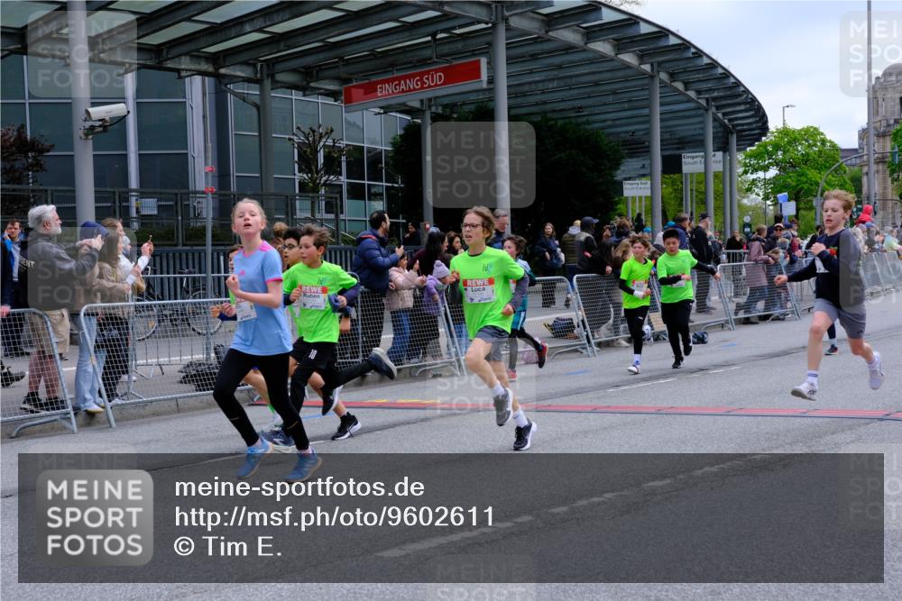25.04.2026 - Das Zehntel Tim E. http://msf.ph/oto/9602611 25.04.2026 14:57:00 Ziel 15040, 15162, 15273, 15369, 15391, 15412, 15581, 15585, 15829, 15933, 15946, 15953, 15968, 16010, 16082, 16280, 16382, 16398, 16403, 16427, 16620, 16695, 16698, 16904, 16928, 17030, 17179, 17185, 17198, 17203, 17233, 17498, 17656, 17929, 17934, 17974, 18048, 18055, 18142, 18289 meine-sportfotos.de