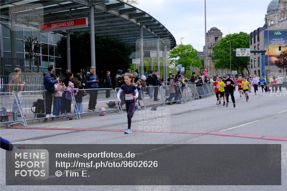 25.04.2026 - Das Zehntel Tim E. http://msf.ph/oto/9602626 25.04.2026 14:57:03 Ziel 15122, 15155, 15156, 15162, 15391, 15412, 15532, 15581, 15933, 15946, 16010, 16280, 16382, 16403, 16620, 16660, 16698, 17174, 17179, 17185, 17198, 17203, 17510, 17656, 17832, 17884, 17934, 17974, 18055, 18289 meine-sportfotos.de