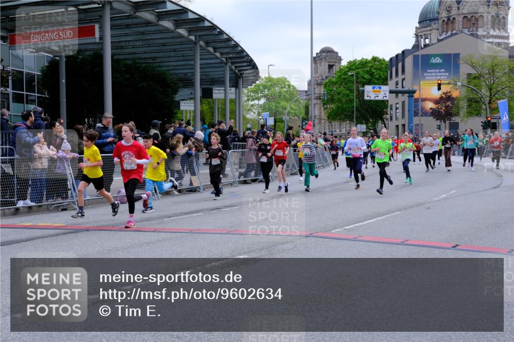 25.04.2026 - Das Zehntel Tim E. http://msf.ph/oto/9602634 25.04.2026 14:57:06 Ziel 15122, 15155, 15156, 15162, 15391, 15412, 15532, 15933, 16010, 16160, 16190, 16280, 16382, 16450, 16455, 16620, 16660, 16744, 17174, 17179, 17185, 17198, 17203, 17510, 17531, 17717, 17832, 17884, 18055 meine-sportfotos.de