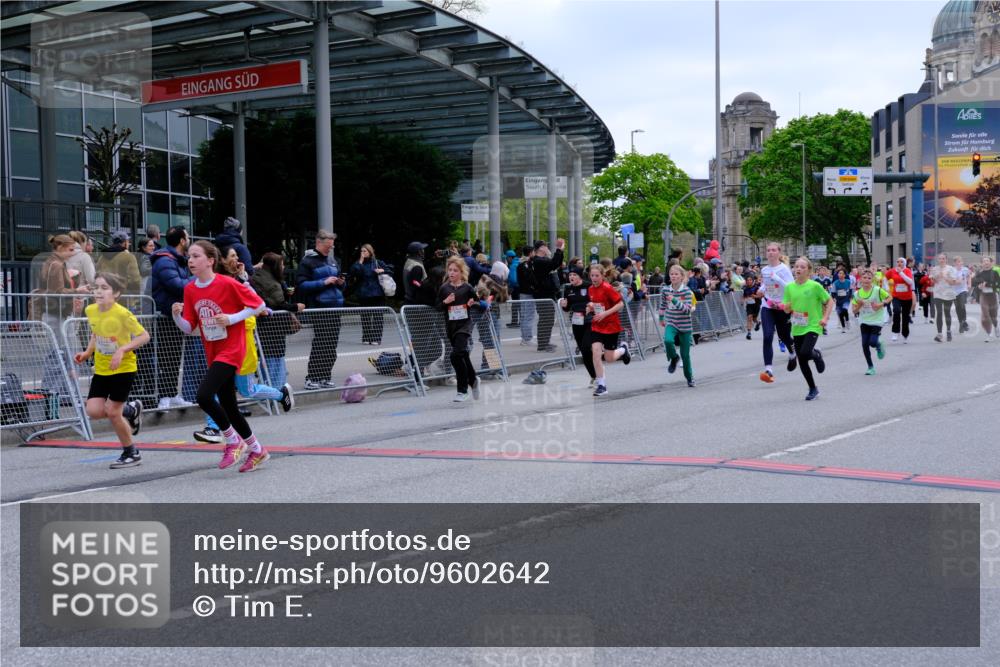 25.04.2026 - Das Zehntel Tim E. http://msf.ph/oto/9602642 25.04.2026 14:57:07 Ziel 15122, 15155, 15156, 15162, 15412, 15443, 15532, 15933, 16010, 16160, 16190, 16382, 16450, 16455, 16490, 16620, 16660, 16744, 17174, 17203, 17510, 17531, 17534, 17709, 17717, 17832, 17884, 18055 meine-sportfotos.de