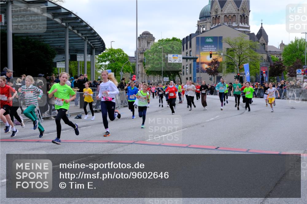 25.04.2026 - Das Zehntel Tim E. http://msf.ph/oto/9602646 25.04.2026 14:57:08 Ziel 15122, 15155, 15156, 15162, 15412, 15443, 15532, 15750, 15933, 15958, 15961, 15966, 16013, 16160, 16190, 16442, 16450, 16455, 16488, 16490, 16620, 16660, 16744, 17174, 17203, 17510, 17531, 17534, 17709, 17717, 17832, 17884, 18053, 18055 meine-sportfotos.de