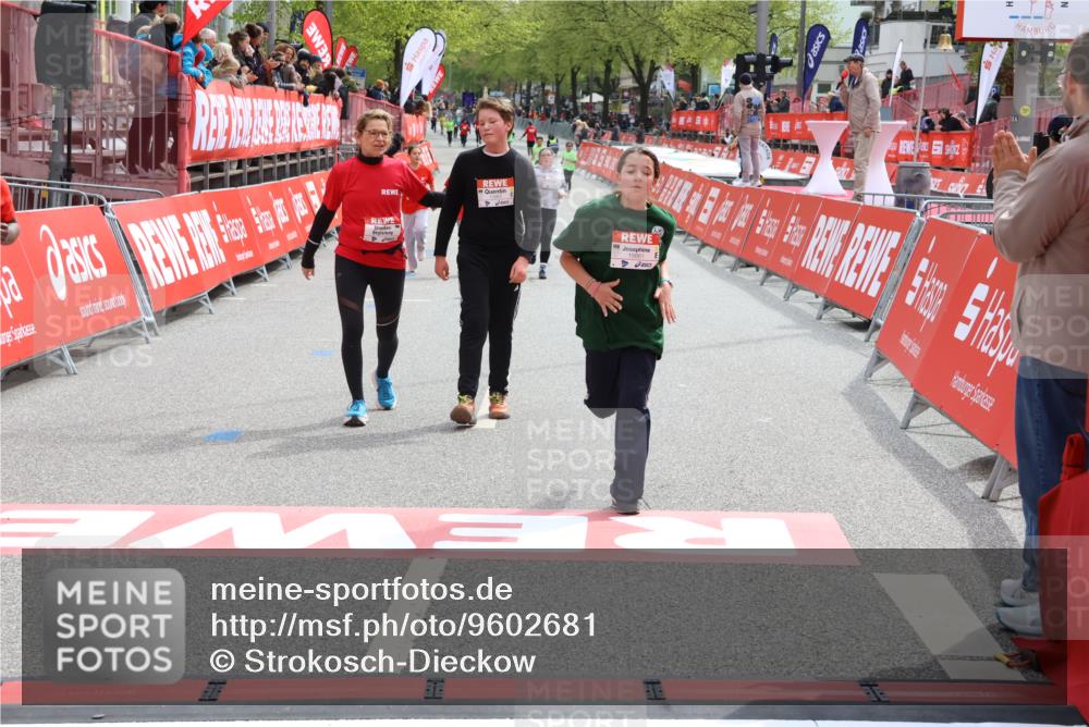 25.04.2026 - Das Zehntel Strokosch-Dieckow http://msf.ph/oto/9602681 25.04.2026 15:07:33 Ziel 15661, 17680, 17694, 15661, 17680, 17694 meine-sportfotos.de