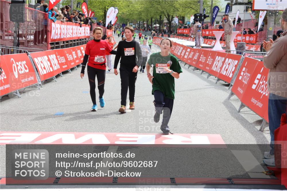 25.04.2026 - Das Zehntel Strokosch-Dieckow http://msf.ph/oto/9602687 25.04.2026 15:07:33 Ziel 15661, 17680, 17694, 15661, 17680, 17694 meine-sportfotos.de