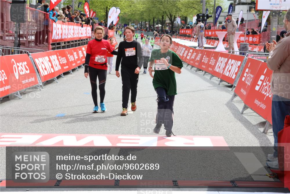 25.04.2026 - Das Zehntel Strokosch-Dieckow http://msf.ph/oto/9602689 25.04.2026 15:07:34 Ziel 15661, 15962, 17694, 15661, 15962, 17694 meine-sportfotos.de