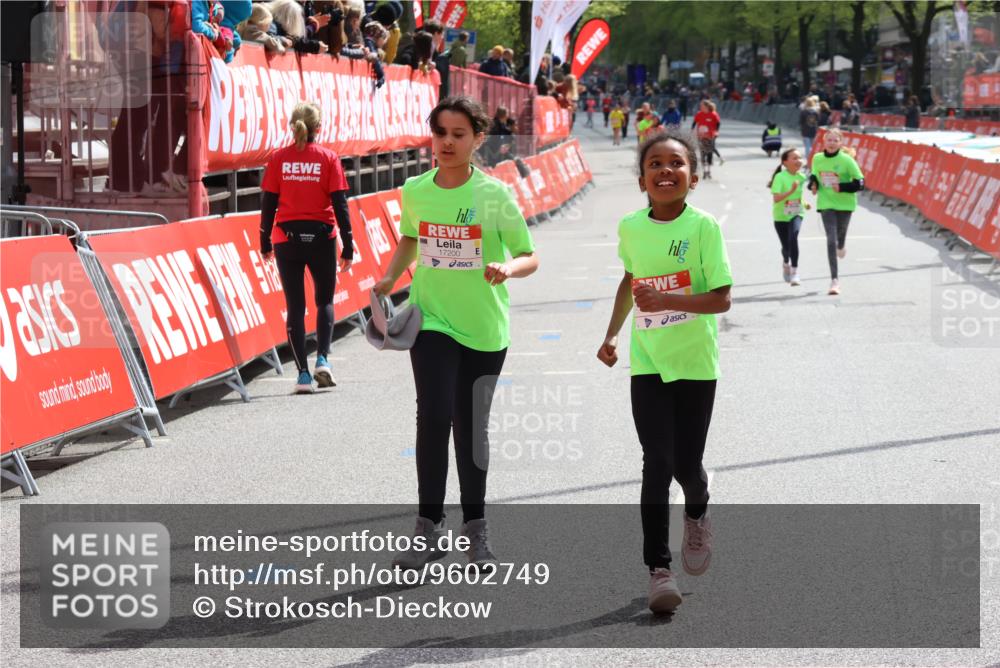 25.04.2026 - Das Zehntel Strokosch-Dieckow http://msf.ph/oto/9602749 25.04.2026 15:07:49 Ziel 17178, 17200, 17178, 17200 meine-sportfotos.de