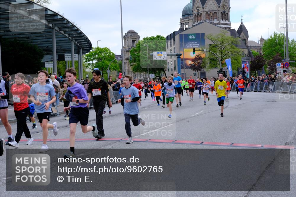 25.04.2026 - Das Zehntel Tim E. http://msf.ph/oto/9602765 25.04.2026 14:57:28 Ziel 15013, 15166, 15187, 15683, 15706, 15824, 15878, 15999, 16002, 16023, 16072, 16079, 16129, 16195, 16264, 16308, 16394, 16471, 16472, 16474, 16482, 16496, 16552, 16623, 16751, 16757, 16800, 16814, 16859, 17024, 17036, 17037, 17342, 17502, 17505, 17708, 17761, 17836, 17865, 17913, 17989, 17998, 18044, 18091, 18098, 18140, 18251, 18291, 18346 meine-sportfotos.de