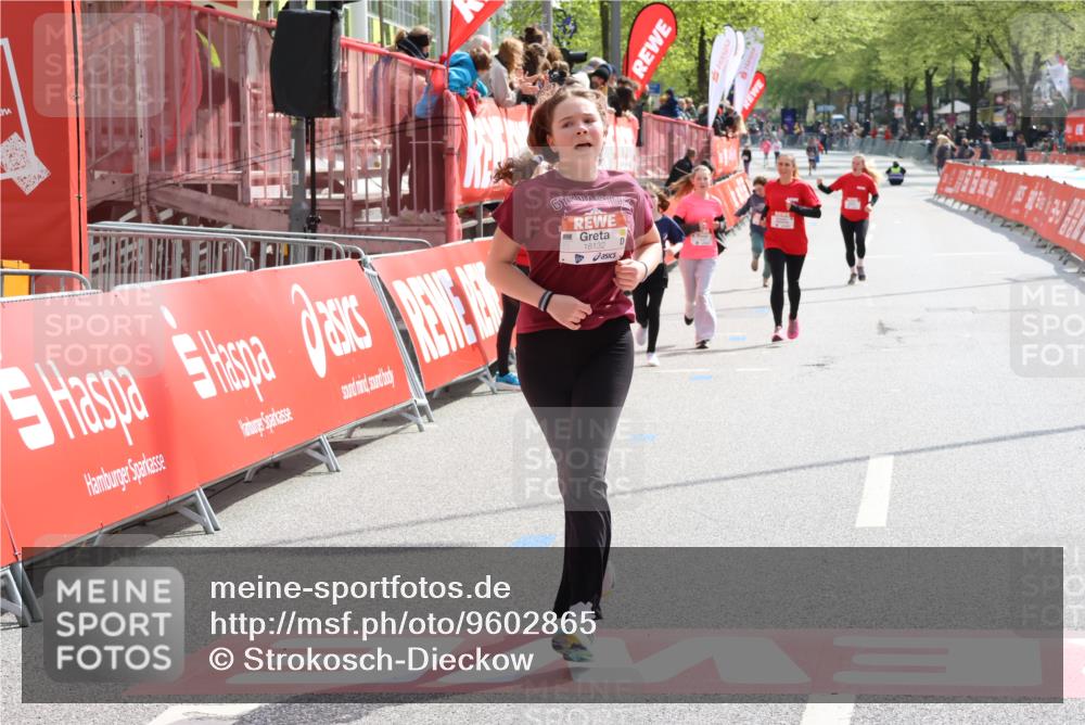 25.04.2026 - Das Zehntel Strokosch-Dieckow http://msf.ph/oto/9602865 25.04.2026 15:08:37 Ziel 16108, 16132, 16108, 16132 meine-sportfotos.de