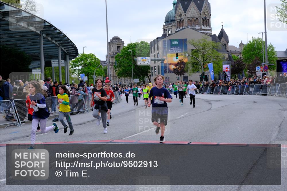 25.04.2026 - Das Zehntel Tim E. http://msf.ph/oto/9602913 25.04.2026 14:57:52 Ziel 15032, 15177, 15202, 15451, 15541, 15586, 15612, 15749, 15752, 15764, 15831, 15839, 15917, 15944, 16109, 16135, 16138, 16145, 16166, 16178, 16189, 16206, 16348, 16483, 16502, 16551, 16557, 16561, 16563, 16566, 17119, 17308, 17409, 17617, 17623, 17696, 17710, 17809, 17827, 17828, 17972, 18107 meine-sportfotos.de