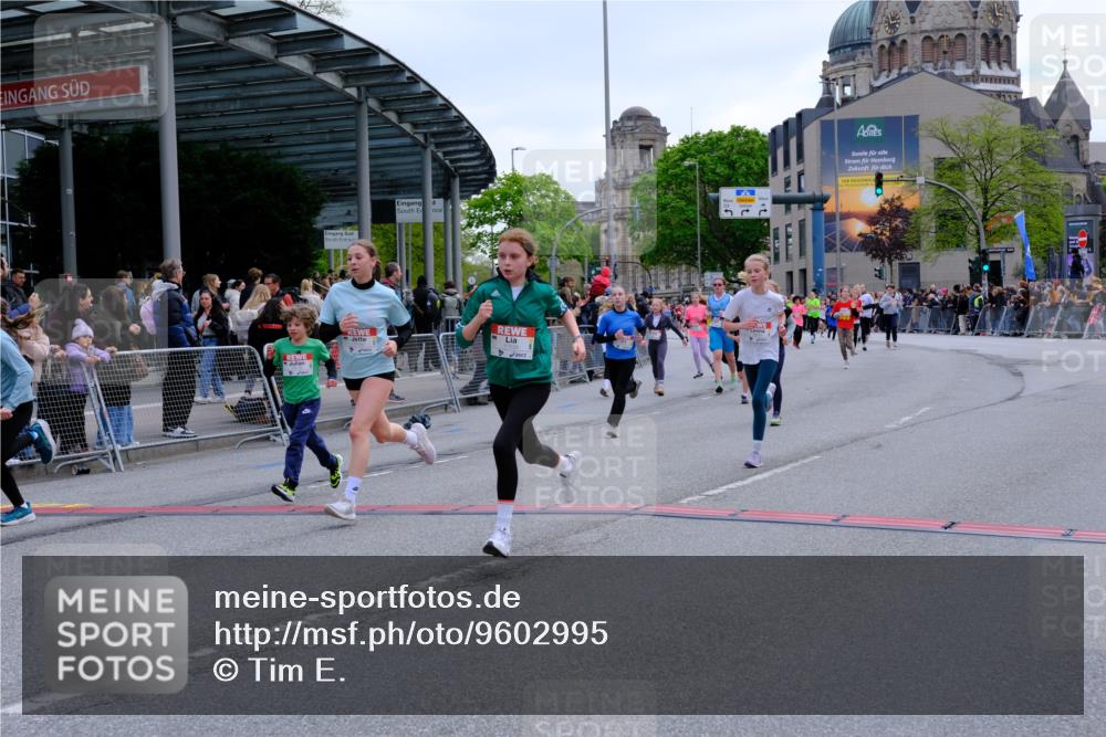 25.04.2026 - Das Zehntel Tim E. http://msf.ph/oto/9602995 25.04.2026 14:58:03 Ziel 15172, 15192, 15205, 15430, 15431, 15474, 15764, 16206, 16299, 16566, 16639, 16654, 16822, 16938, 17160, 17189, 17423, 17539, 17800, 17809, 17837, 17853, 17972, 18119, 18163 meine-sportfotos.de