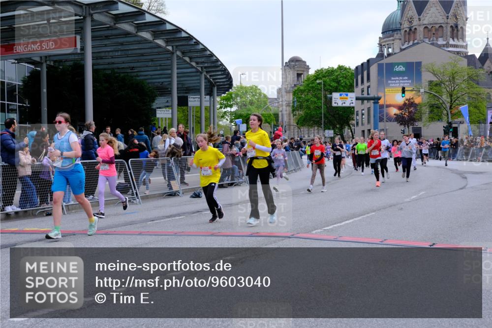 25.04.2026 - Das Zehntel Tim E. http://msf.ph/oto/9603040 25.04.2026 14:58:08 Ziel 15172, 15192, 15205, 15262, 15269, 15430, 15431, 15474, 16299, 16540, 16639, 16654, 16822, 16888, 16895, 16938, 17160, 17189, 17314, 17423, 17539, 17546, 17764, 17765, 17853, 18119, 18163, 18283 meine-sportfotos.de