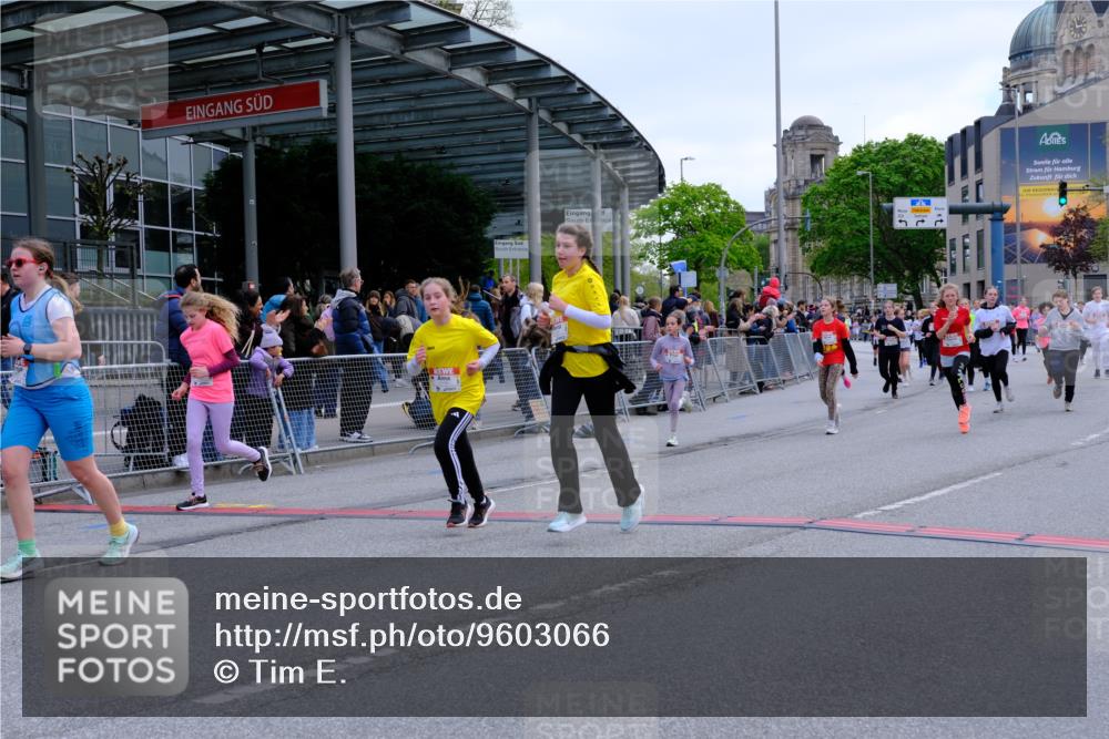 25.04.2026 - Das Zehntel Tim E. http://msf.ph/oto/9603066 25.04.2026 14:58:09 Ziel 15192, 15205, 15262, 15269, 15430, 15431, 15883, 15893, 16299, 16533, 16534, 16537, 16540, 16639, 16654, 16822, 16888, 16895, 17160, 17314, 17423, 17539, 17546, 17764, 17765, 17853, 18119, 18163, 18283 meine-sportfotos.de