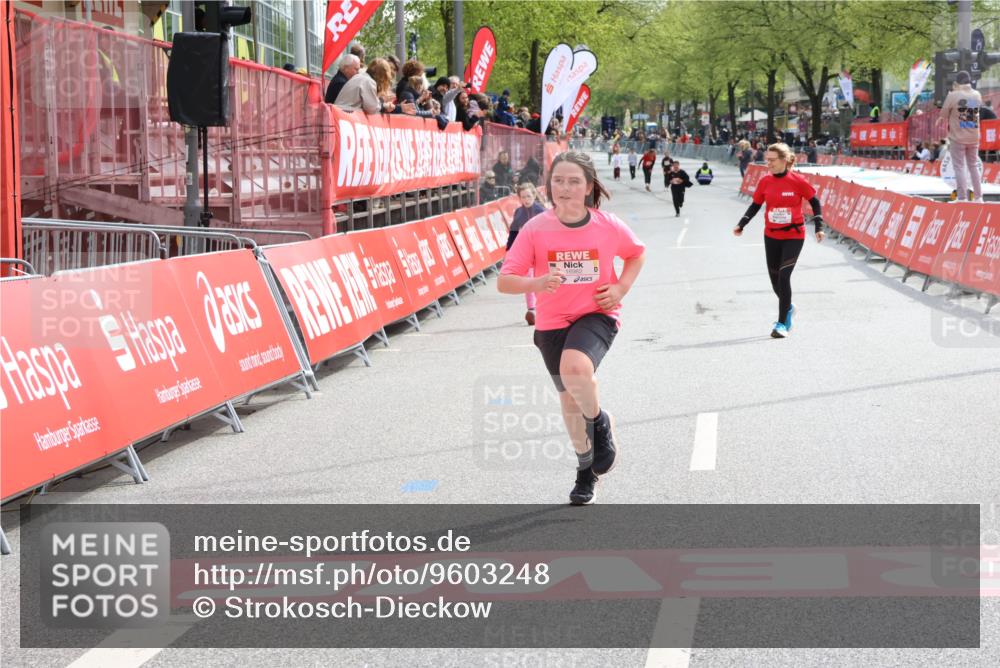 25.04.2026 - Das Zehntel Strokosch-Dieckow http://msf.ph/oto/9603248 25.04.2026 15:10:14 Ziel 16982, 16982 meine-sportfotos.de