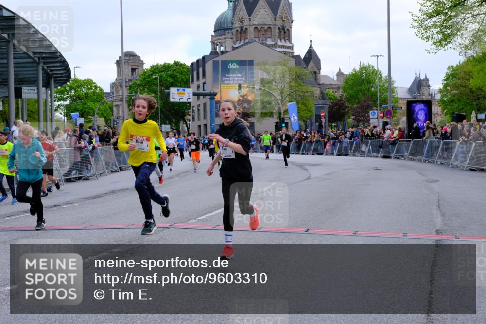 25.04.2026 - Das Zehntel Tim E. http://msf.ph/oto/9603310 25.04.2026 14:58:25 Ziel 15003, 15026, 15038, 15185, 15355, 15490, 15516, 15658, 15671, 15673, 16547, 16604, 16606, 16666, 16677, 16694, 16723, 16868, 16875, 16962, 17050, 17051, 17159, 17217, 17302, 17307, 17523, 17536, 17611, 17635, 17653, 17667, 17684, 17868 meine-sportfotos.de