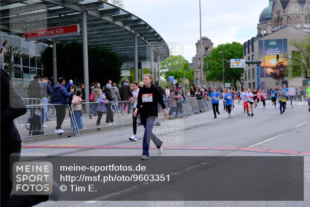 25.04.2026 - Das Zehntel Tim E. http://msf.ph/oto/9603351 25.04.2026 14:58:32 Ziel 15038, 15185, 15217, 15355, 15440, 15490, 15551, 15555, 15662, 15931, 16604, 16677, 16694, 16817, 16868, 17054, 17087, 17090, 17159, 17217, 17667, 17684, 17729, 18068 meine-sportfotos.de
