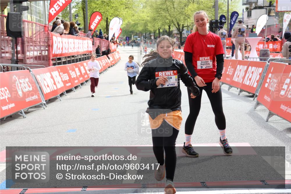 25.04.2026 - Das Zehntel Strokosch-Dieckow http://msf.ph/oto/9603417 25.04.2026 15:10:45 Ziel 18035, 18035 meine-sportfotos.de