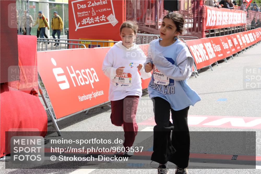 25.04.2026 - Das Zehntel Strokosch-Dieckow http://msf.ph/oto/9603537 25.04.2026 15:10:50 Ziel 17610, 17616, 18035, 17610, 17616, 18035 meine-sportfotos.de