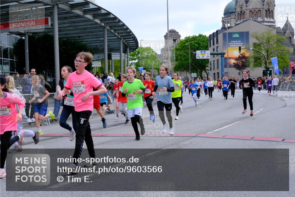 25.04.2026 - Das Zehntel Tim E. http://msf.ph/oto/9603566 25.04.2026 14:58:47 Ziel 15042, 15053, 15100, 15115, 15320, 15356, 15361, 15488, 15491, 15494, 15510, 15890, 16099, 16172, 16181, 16256, 16326, 16478, 16569, 16582, 16600, 16807, 16952, 16953, 16965, 17543, 17675, 17685, 17734, 17738, 17845, 17999, 18171 meine-sportfotos.de