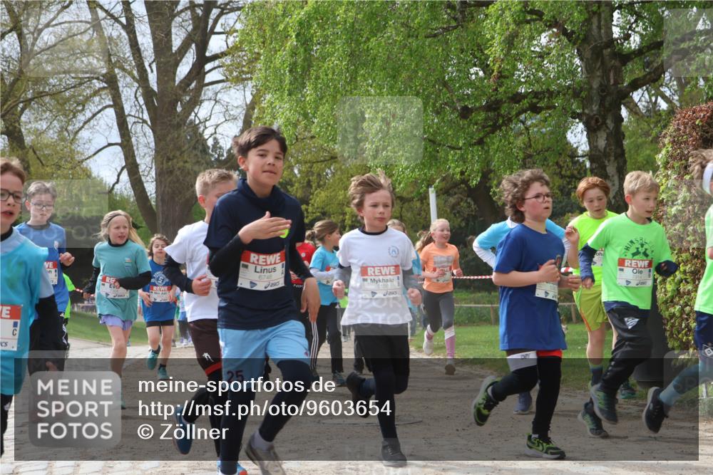 25.04.2026 - Das Zehntel Zöllner http://msf.ph/oto/9603654 25.04.2026 09:41:19 Laufen 3, 6748, 5158, 25 meine-sportfotos.de