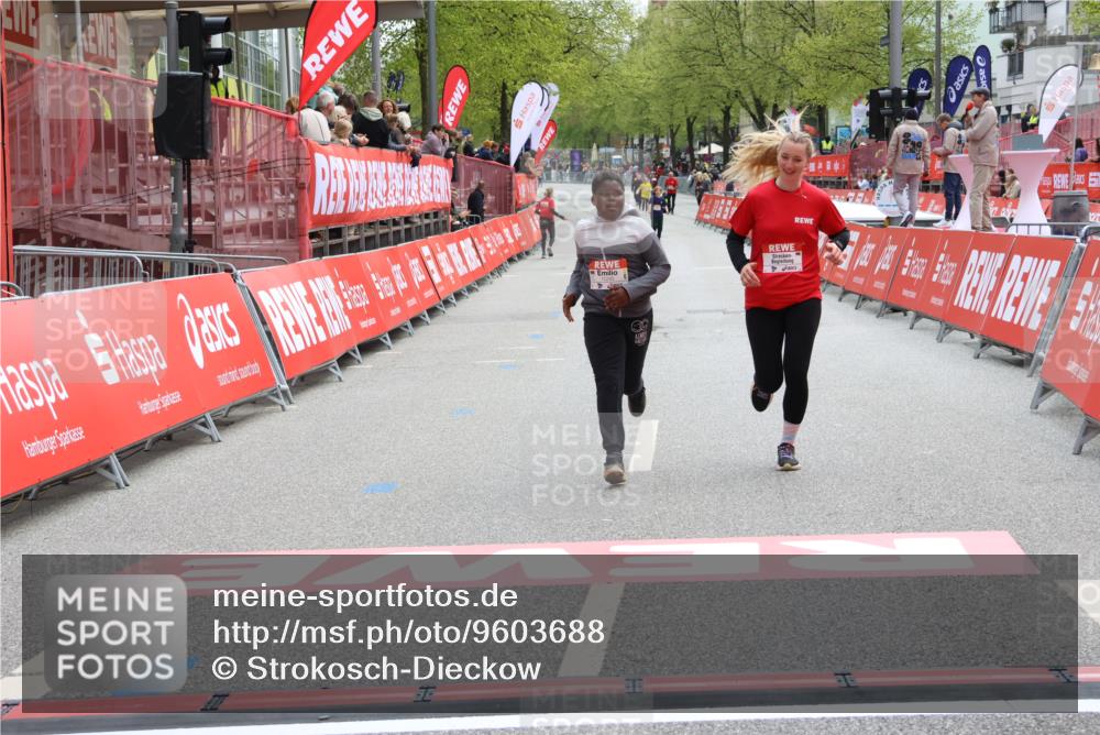 25.04.2026 - Das Zehntel Strokosch-Dieckow http://msf.ph/oto/9603688 25.04.2026 15:11:43 Ziel 15293, 15293 meine-sportfotos.de
