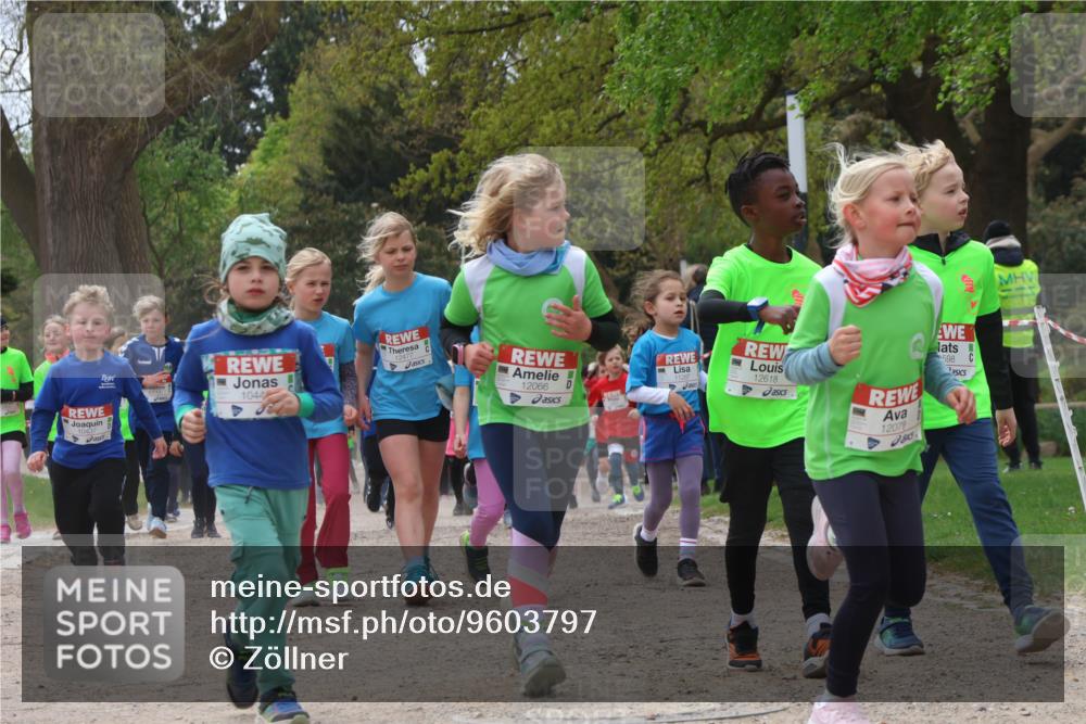 25.04.2026 - Das Zehntel Zöllner http://msf.ph/oto/9603797 25.04.2026 11:48:33 Laufen 1044, 12477, 12066, 12618, 12079, 598 meine-sportfotos.de