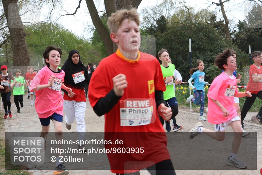 25.04.2026 - Das Zehntel Zöllner http://msf.ph/oto/9603935 25.04.2026 14:43:38 Laufen 16921, 16574 meine-sportfotos.de