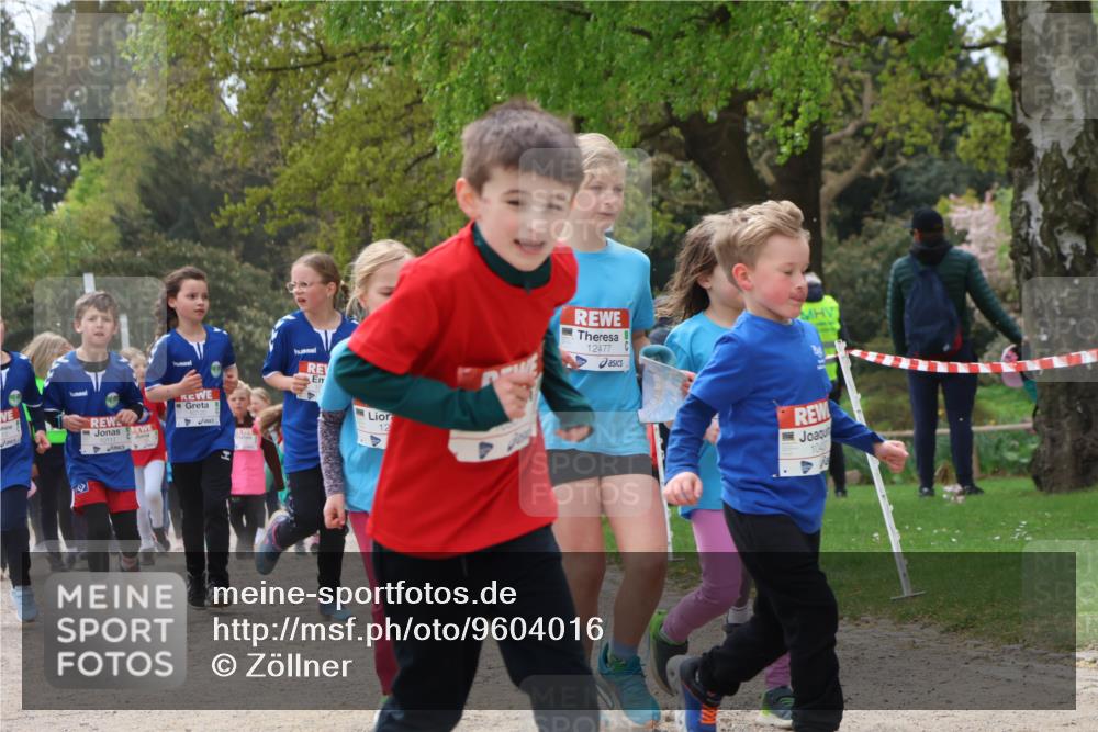 25.04.2026 - Das Zehntel Zöllner http://msf.ph/oto/9604016 25.04.2026 11:48:36 Laufen 13, 12, 12477, 104 meine-sportfotos.de