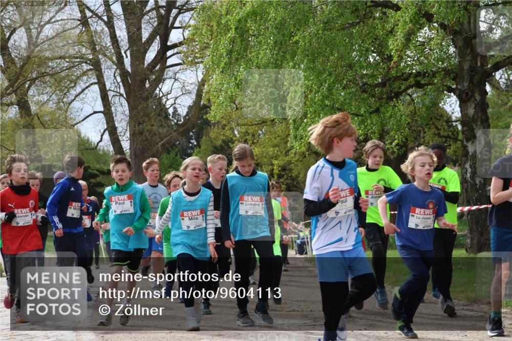 25.04.2026 - Das Zehntel Zöllner http://msf.ph/oto/9604113 25.04.2026 09:41:27 Laufen 5779, 250, 5747, 7716 meine-sportfotos.de