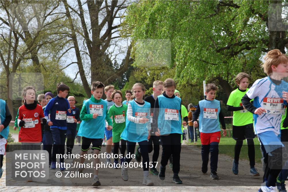 25.04.2026 - Das Zehntel Zöllner http://msf.ph/oto/9604157 25.04.2026 09:41:27 Laufen 7681, 7716, 2251 meine-sportfotos.de