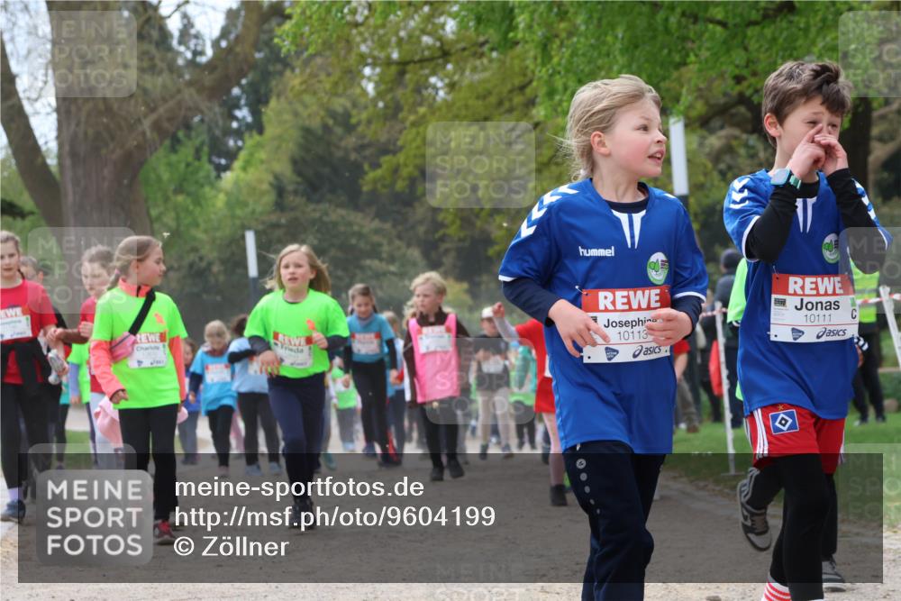 25.04.2026 - Das Zehntel Zöllner http://msf.ph/oto/9604199 25.04.2026 11:48:40 Laufen 10113, 10111 meine-sportfotos.de