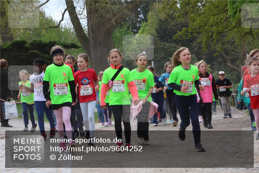 25.04.2026 - Das Zehntel Zöllner http://msf.ph/oto/9604252 25.04.2026 11:48:41 Laufen 10286, 12602, 11199, 12610, 12626, 11549, 109 meine-sportfotos.de