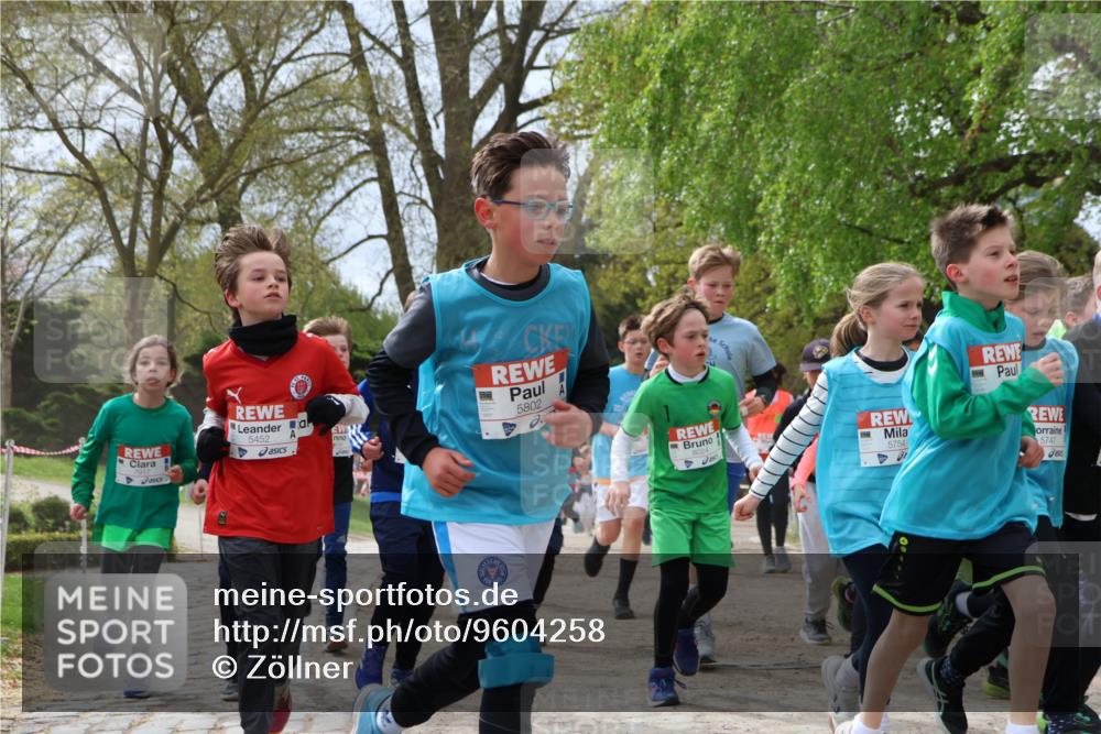 25.04.2026 - Das Zehntel Zöllner http://msf.ph/oto/9604258 25.04.2026 09:41:28 Laufen 5452, 5802, 5754, 5747 meine-sportfotos.de
