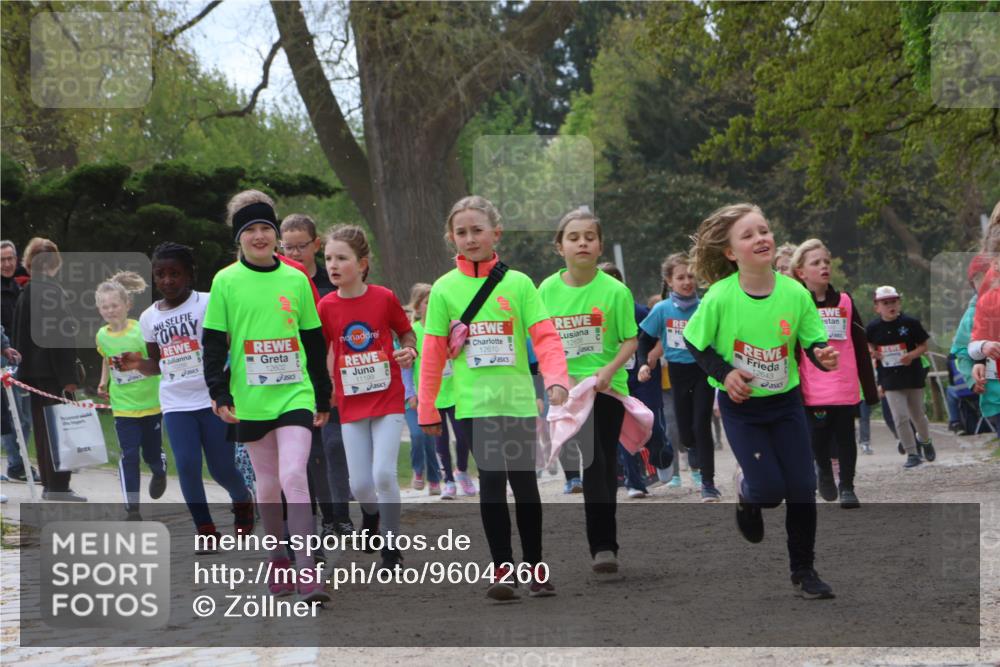 25.04.2026 - Das Zehntel Zöllner http://msf.ph/oto/9604260 25.04.2026 11:48:41 Laufen 12602, 11199, 12610, 12643 meine-sportfotos.de