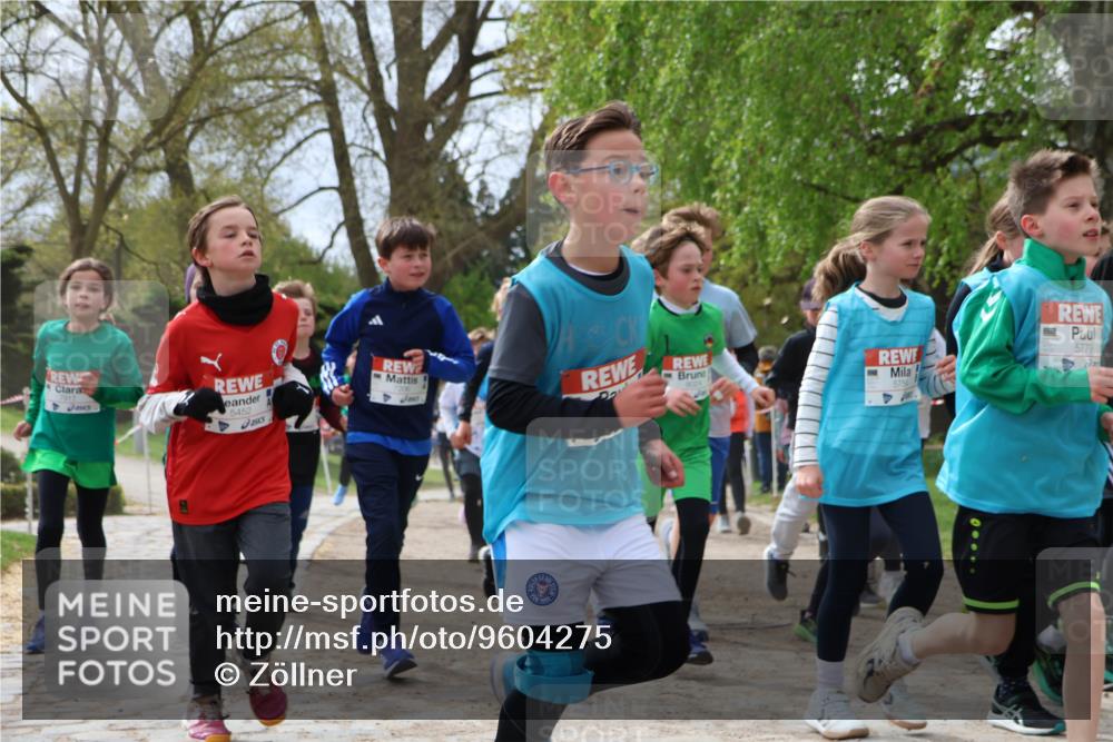 25.04.2026 - Das Zehntel Zöllner http://msf.ph/oto/9604275 25.04.2026 09:41:28 Laufen 5452, 5754, 5779 meine-sportfotos.de
