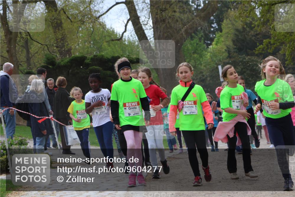 25.04.2026 - Das Zehntel Zöllner http://msf.ph/oto/9604277 25.04.2026 11:48:41 Laufen 12602, 12610 meine-sportfotos.de