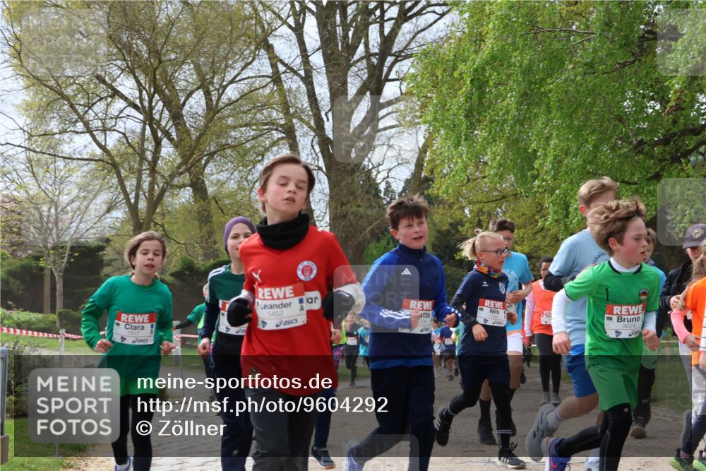 25.04.2026 - Das Zehntel Zöllner http://msf.ph/oto/9604292 25.04.2026 09:41:29 Laufen 7917, 5452, 8024 meine-sportfotos.de
