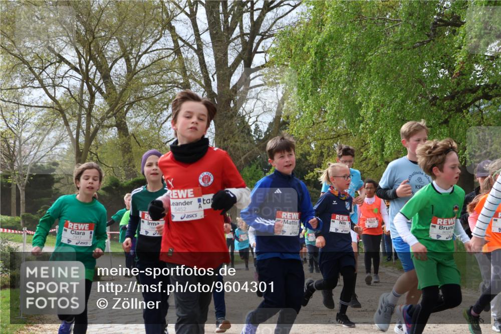 25.04.2026 - Das Zehntel Zöllner http://msf.ph/oto/9604301 25.04.2026 09:41:29 Laufen 7206, 7184, 7917, 788, 5452, 8024 meine-sportfotos.de