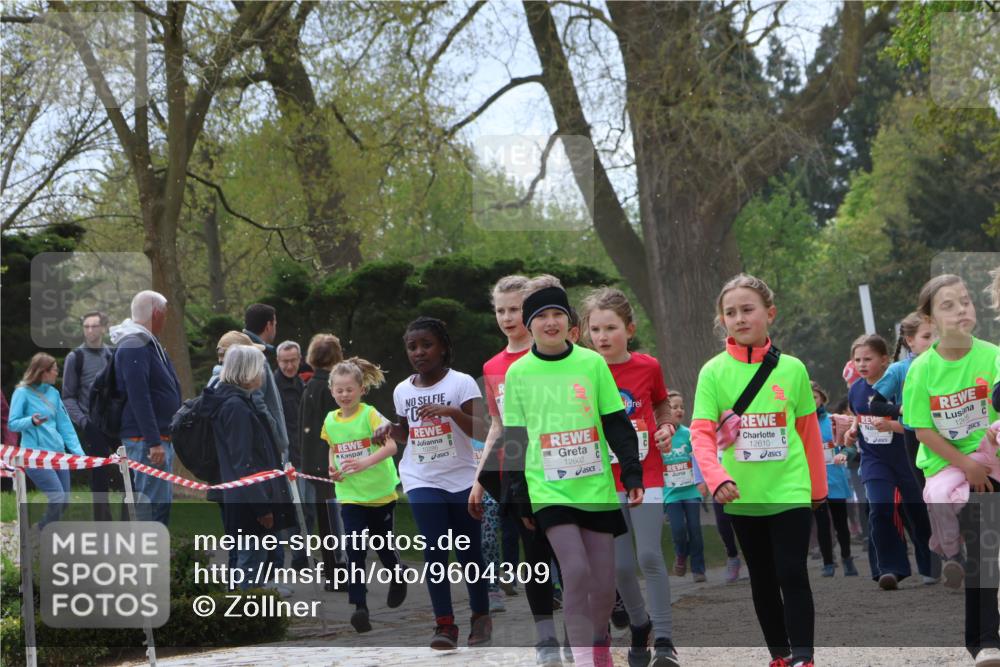 25.04.2026 - Das Zehntel Zöllner http://msf.ph/oto/9604309 25.04.2026 11:48:42 Laufen 12602, 12610, 1266 meine-sportfotos.de