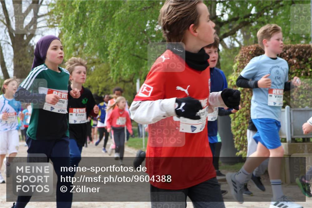 25.04.2026 - Das Zehntel Zöllner http://msf.ph/oto/9604388 25.04.2026 09:41:30 Laufen 7889 meine-sportfotos.de